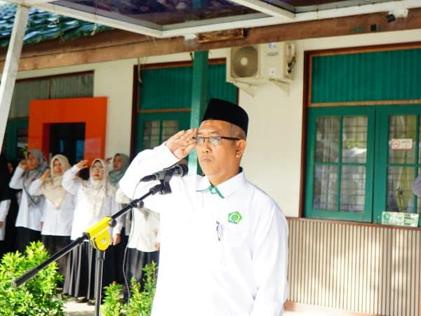 Upacara Bendera- Senin, 18 November 2024 Upacara Bendera- Senin, 18 November 2024