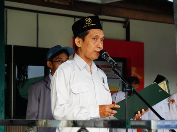 Upacara Bendera Senin - Senin 6 Januari 2025