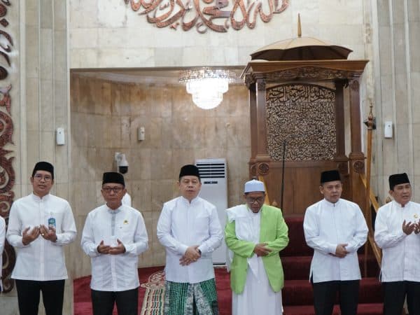 Peringatan isra MI'raj nabi besar muhammad saw 1446 H kementrian agama kota banjarmasin - kamis, 30 Januari 2025 -