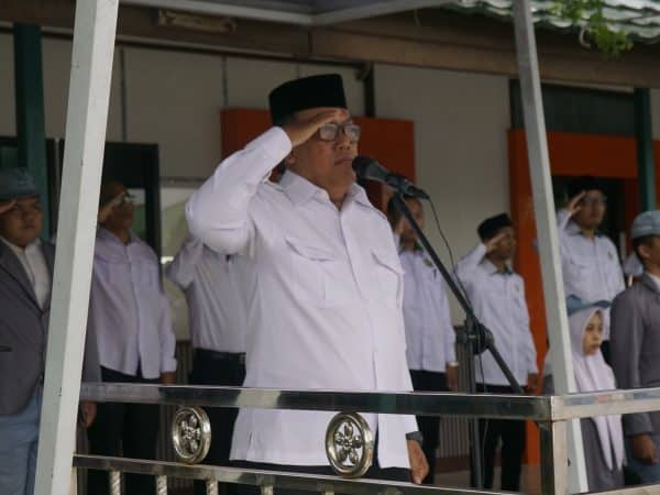 Upacara Bendera Senin, 24 Februari 2025