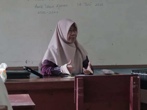 Pembagian Raport Semester Genap Tahun 2024/2025