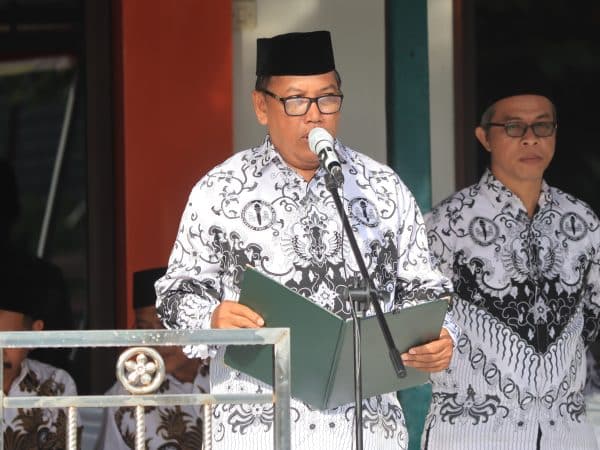 Upacara Hari Guru Nasional,SELASA 25 November 2025